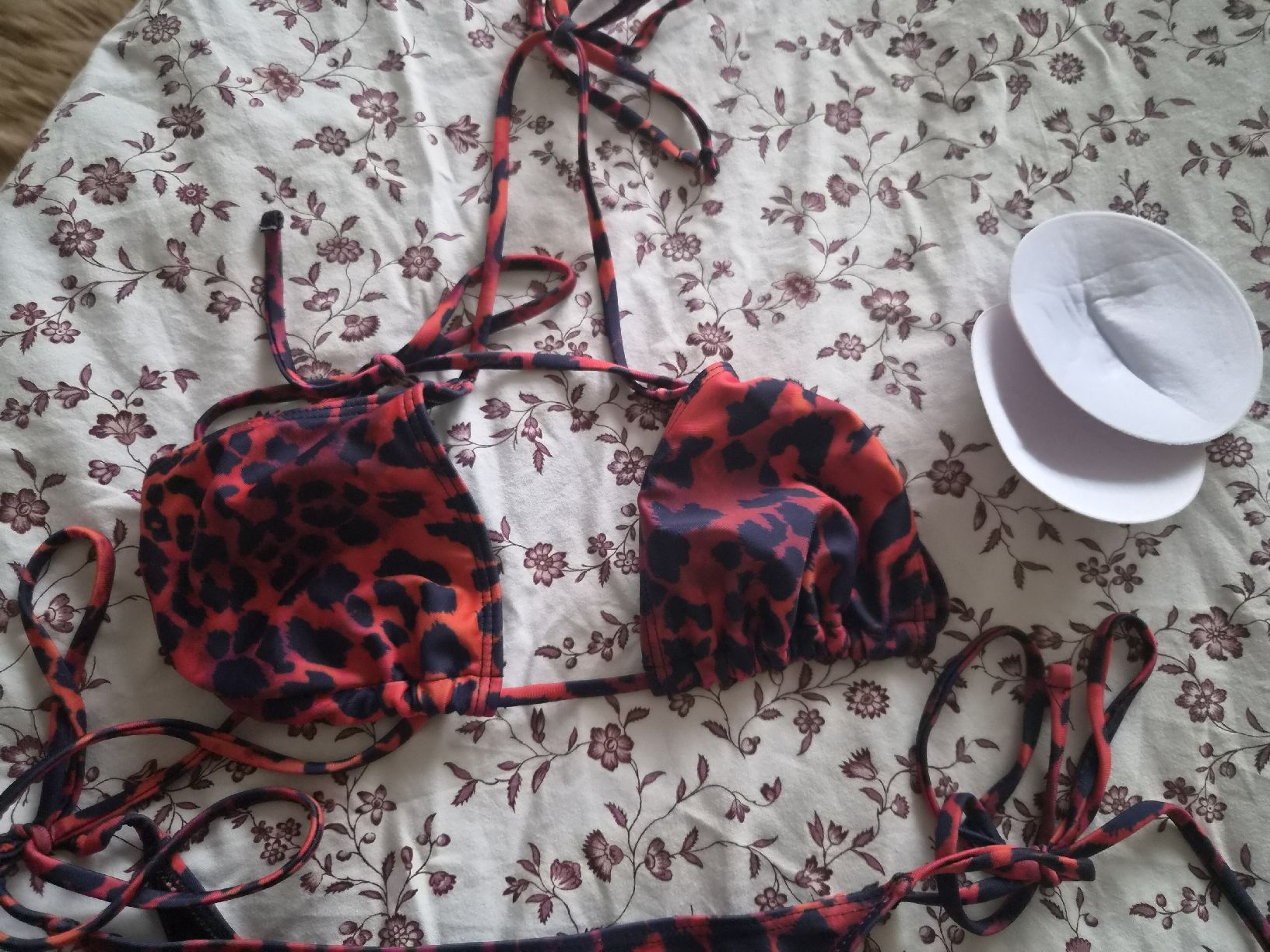 Costumi da bagno & Bikini: Bikini Leoprint M/L Bikini Leo Muster  – Nuovo (secondo la descrizione) da Pratteln venduto da madi1990 3