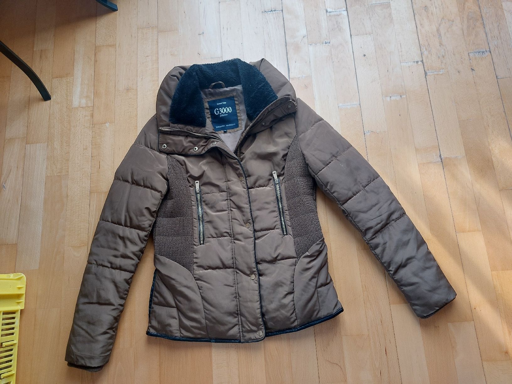 Jacken: Winterjacke Grösse 34 – Gebraucht aus Landquart von Cedes 1