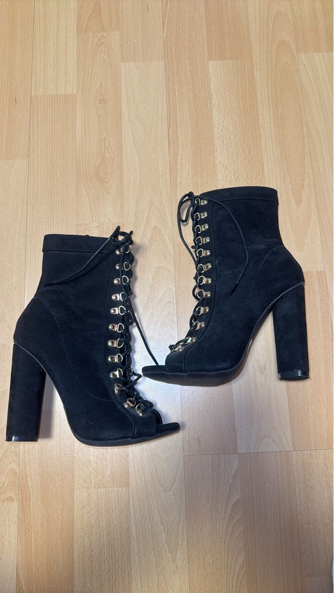 Scarpe da donna: Schnürstiefel / Heels Gr. 38 – Nuovo (secondo la descrizione) da Dübendorf venduto da RPU97