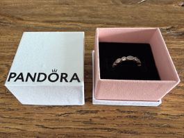 Ring Pandora silberfarben mit Zirkonia guter Zustand