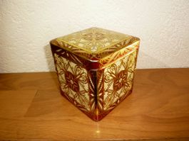 Omas antike Blechdose Golden edel verzierte Vintage