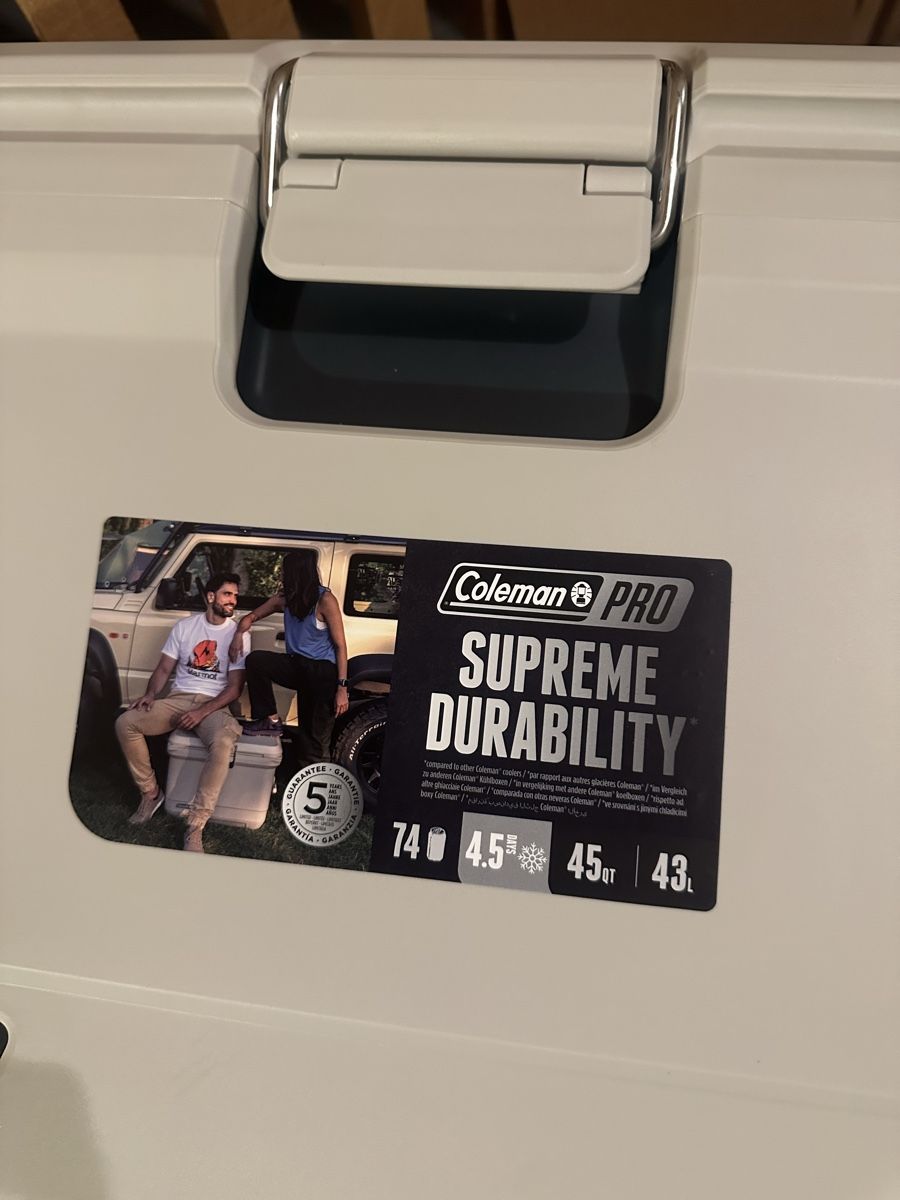 Coleman Frigoriferi & Refrigeratori: Coleman Pro 45qt Kühlbox – Nuovo e nell'imballaggio originale da St. Gallen venduto da 987JDBA 1