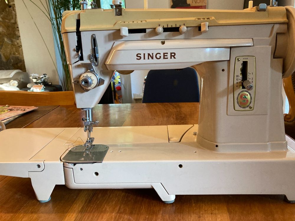 Singer 432 G Nähmaschine von zirka 1965 (Gebraucht) in Riniken für CHF ...