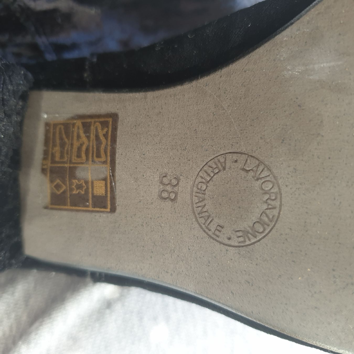 Globus Scarpe da donna: Globus, neue Stiefelette Hr. 38 – Nuovo (secondo la descrizione) da Frenkendorf venduto da Moon111 5