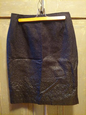 Apanage Collection . Midi Skirt - 38