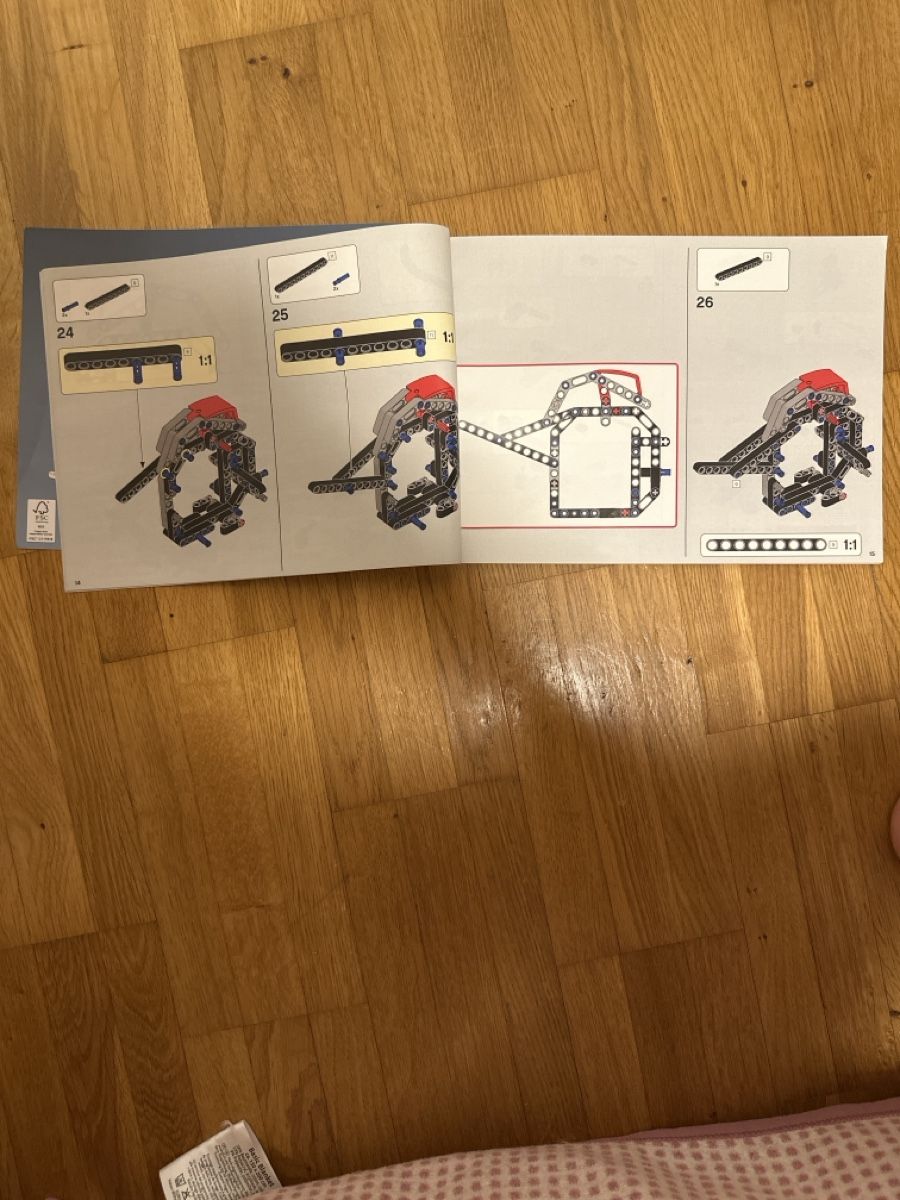 Lego Kit di costruzioni: Lego Technik Panigale V4R (42107) – Usato da Wil SG venduto da Levi_St 3