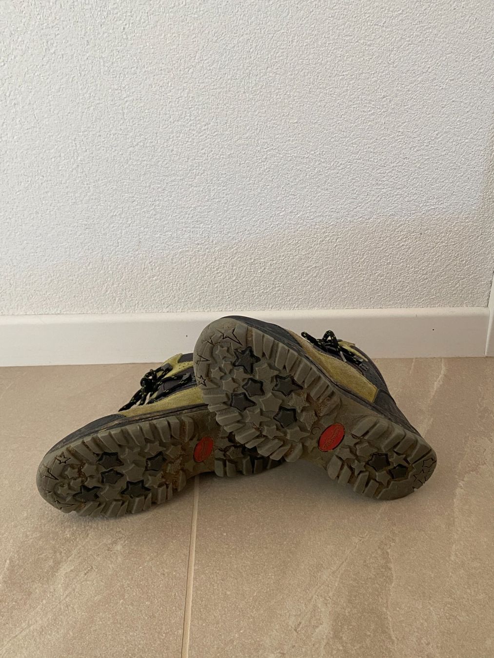 Chaussures garçon: Wanderschuhe / Trekkingschuhe Gr. 34 – D'occasion à Gais par fam_bt2g 1