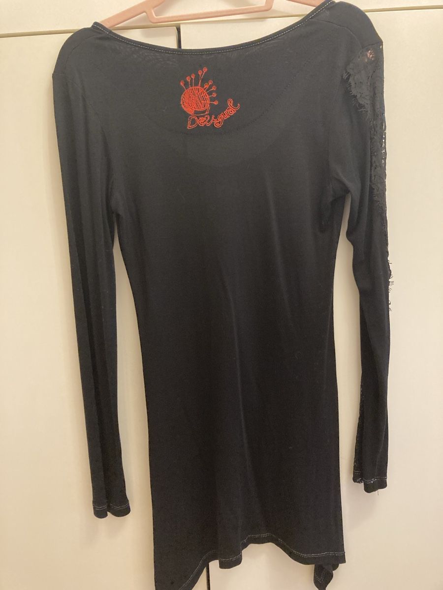 Desigual Tuniche: Shirt/ Longshirt – Nuovo (secondo la descrizione) da Dübendorf venduto da Sebashop 1