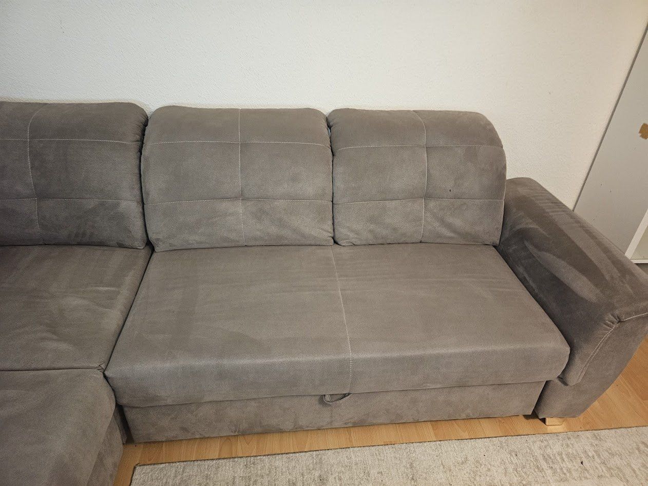 Divani: Ecksofa mit Schlaffunktion – Usato da Ettiswil venduto da heidimikegeissl 1