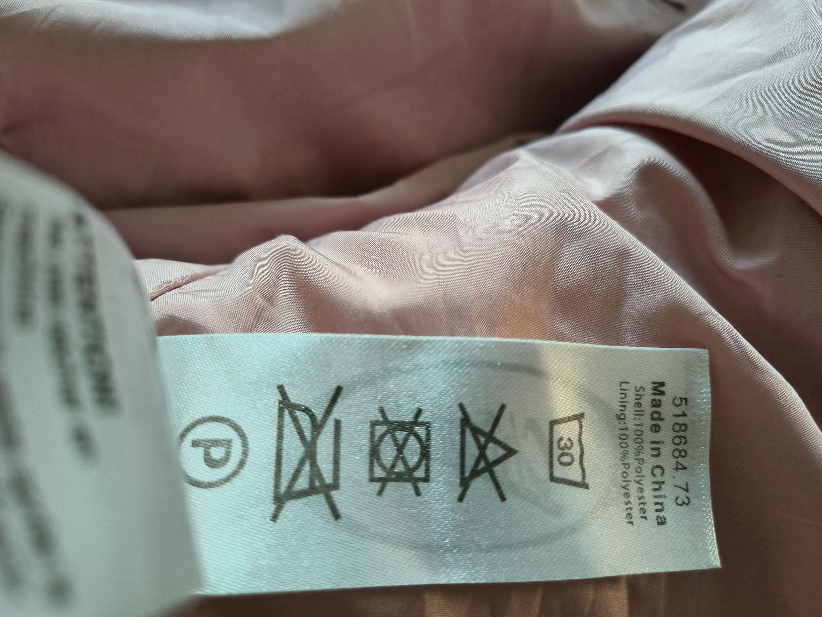 Vestes: Chicorée Übergangsjacke Gr. S, rosa, Teddyfutter Kapuze – D'occasion à Biel/Bienne par No62 9