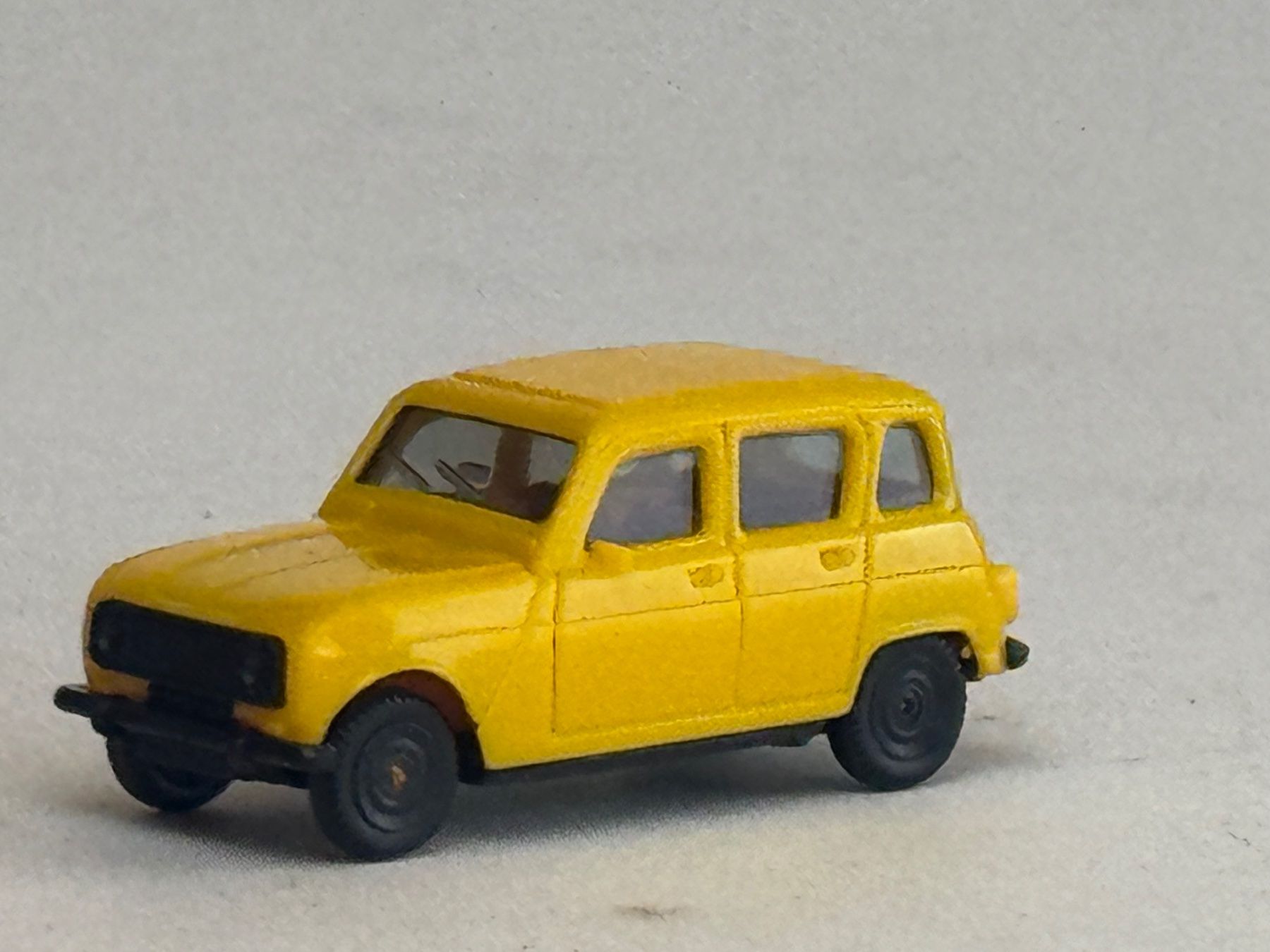 Herpa Modellini d'auto: VE1- Herpa Renault R 4 gelb – Usato da Elm venduto da Wikmtz
