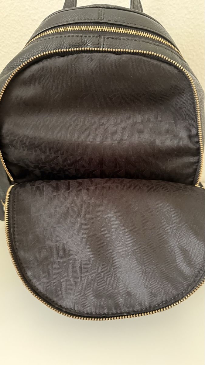 Michael Kors Rucksäcke: Michael Kors Rhea Zip Backpack - Black Leather – Gebraucht aus Zollikerberg von MK-13 3