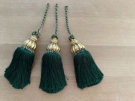 3 Quasten / Troddeln / Tassels / Houppes, in Gold-Grün