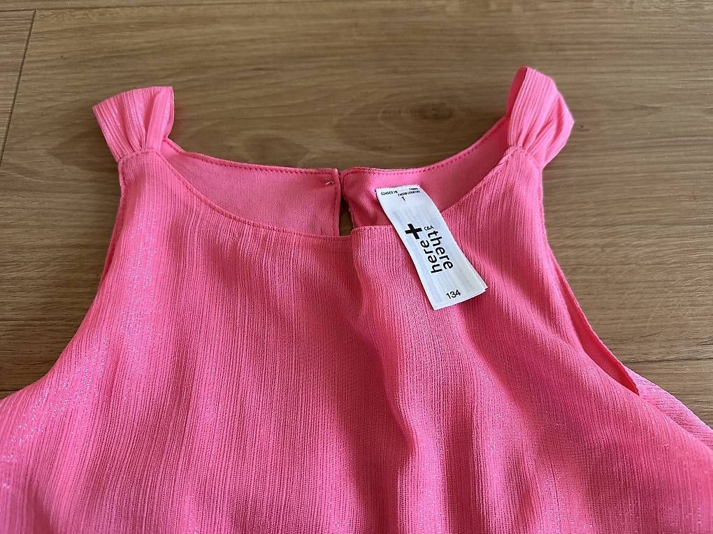 Vestiti & Gonne: Sommerliches Festkleid Gr.134 – Usato da Buchrain venduto da eule2109 3