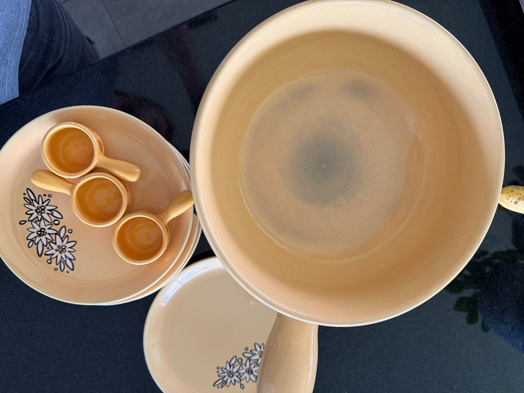 Töpfe: Fondue Caquelon + Set – Gebraucht aus Faellanden von csterus 5