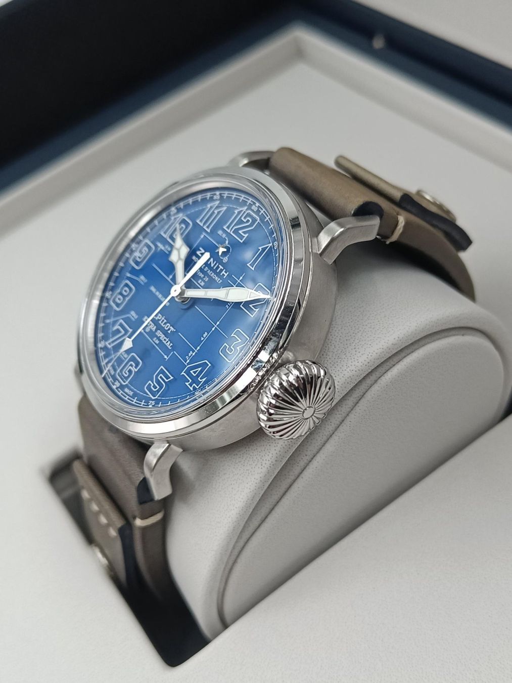 Zenith Orologi: ZENITH "PILOT TYPE 20 BLUEPRINT", LIMITED EDITION 250 – Nuovo (secondo la descrizione) da Luzern venduto da EdiGem 2