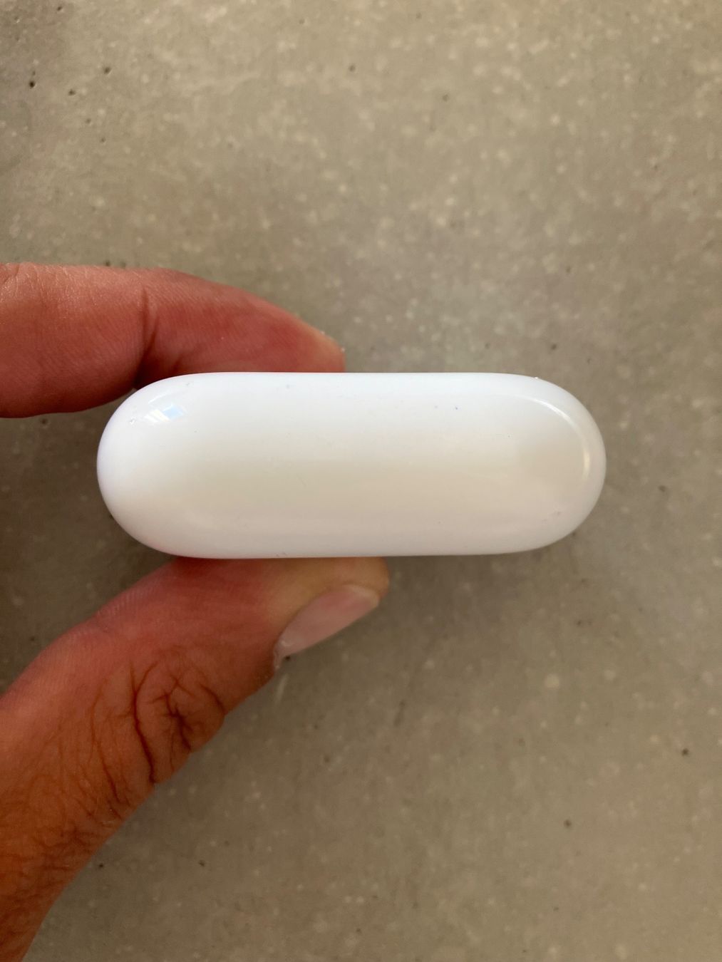 Apple Kopfhörer: Apple AirPods Pro 1 Charging Case – Gebraucht aus Lausanne von mr.v 5
