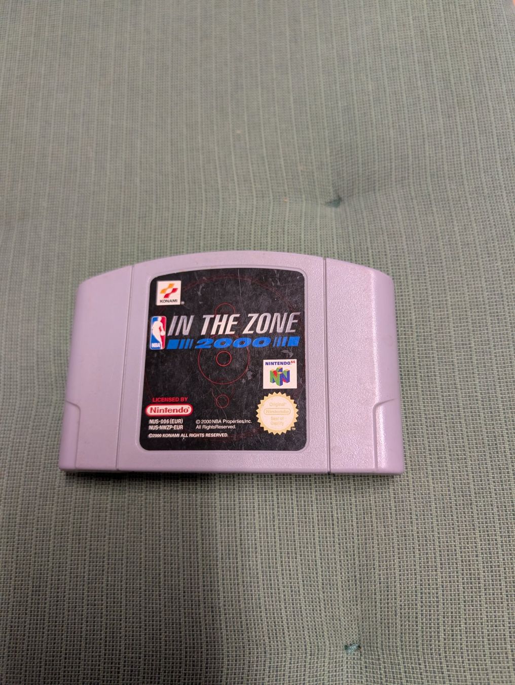 Giochi: In the zone 2000 Nintendo 64 – Usato da Giubiasco venduto da Ticinerd