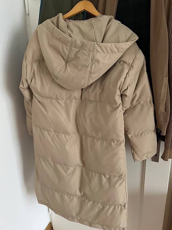 Jacken: Lange schöne dicke Jacke Größe M – Gebraucht aus Zürich von sok_p7zx 2
