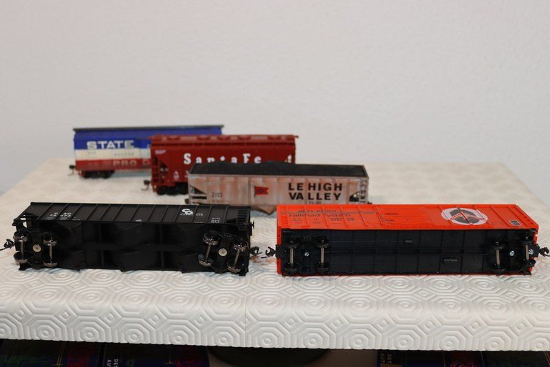 Modellini di ferrovie: 5 US Güterwagen ( 496 ) – Usato da Kerzers venduto da Winu64 3