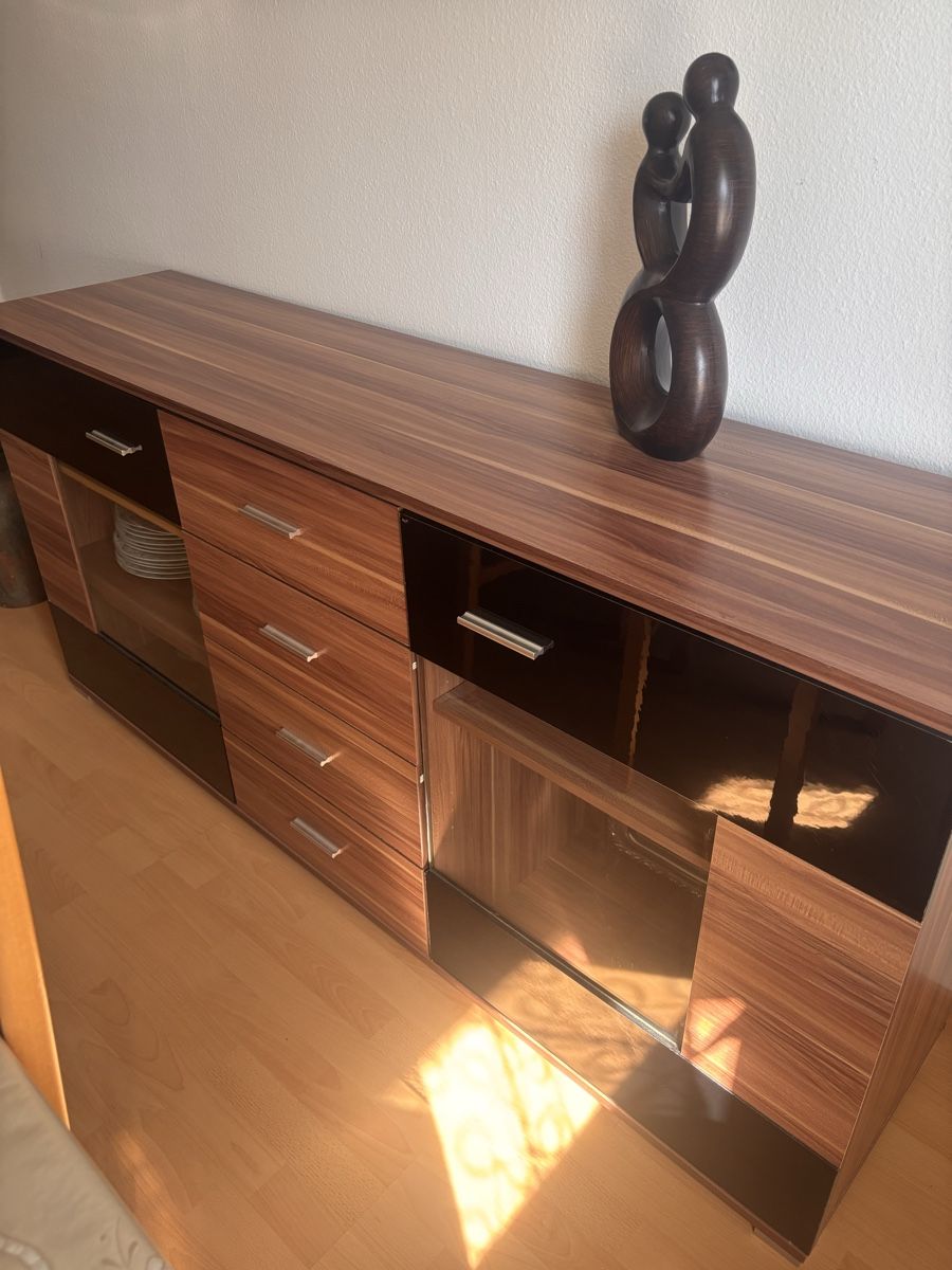 Kommoden: Sideboard  schwarz Glasfronten – Gebraucht aus Zuchwil von Challenger-srt 1