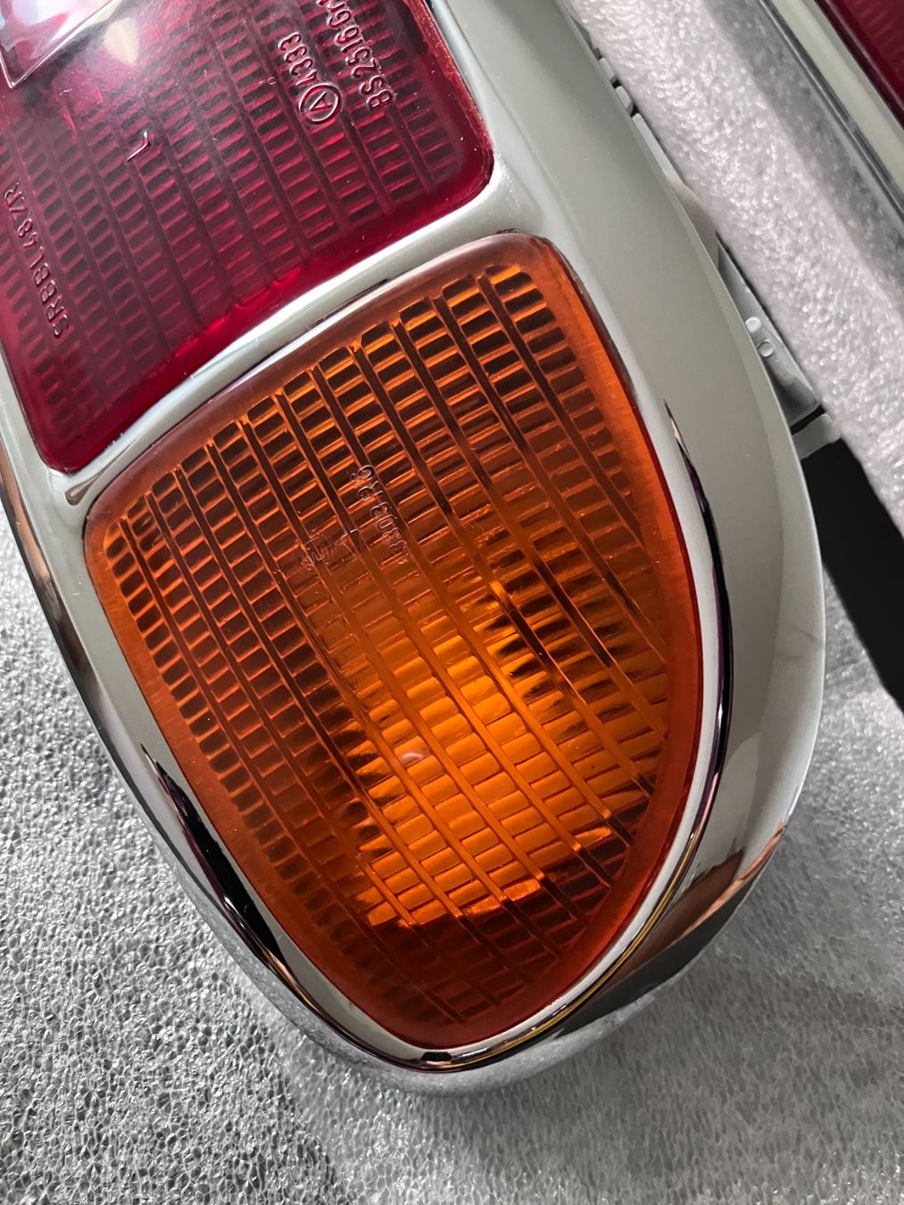 BMW Alle Autoersatzteile: BMW E9 Rückleuchten L + R (restauriert) – Gebraucht aus Adliswil von lauryyrual 3
