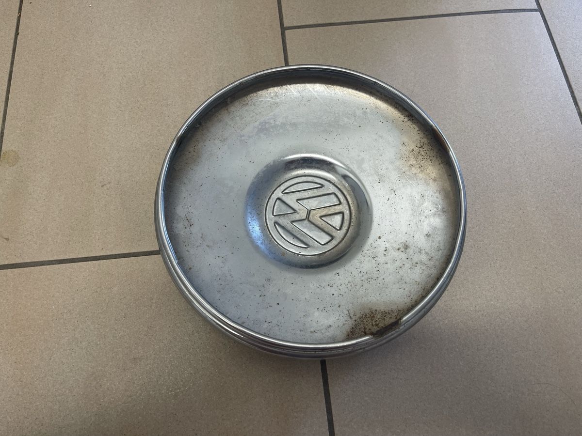 VW Autres accessoires p. véhicule: VW Käfer Radkappe  – D'occasion à Elsau par isidobrany09 2