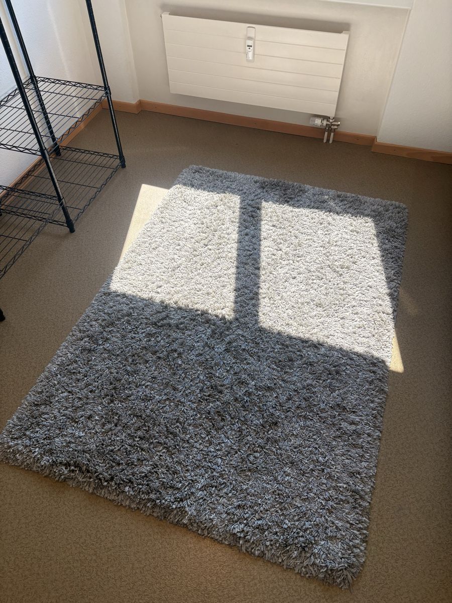 Tapis: Grauer Teppich – D'occasion à Zürich par nic_hl7c