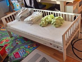 Kinderbett IKEA Gulliver mit Matratze und Zubehör