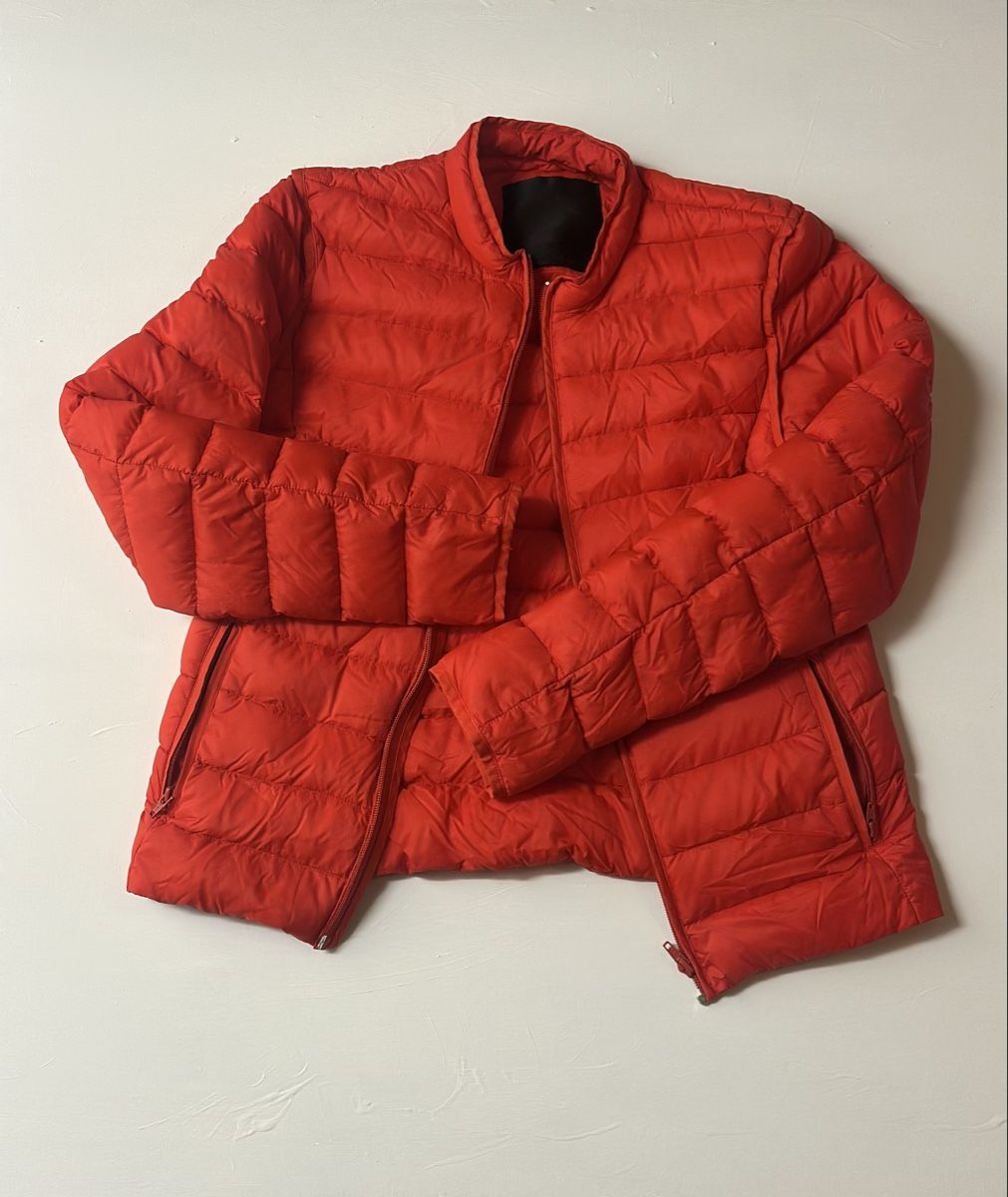 Jacken: InWear Red Down Jacket, Size 36 – Neu (gemäss Beschreibung) aus Zürich von ines2