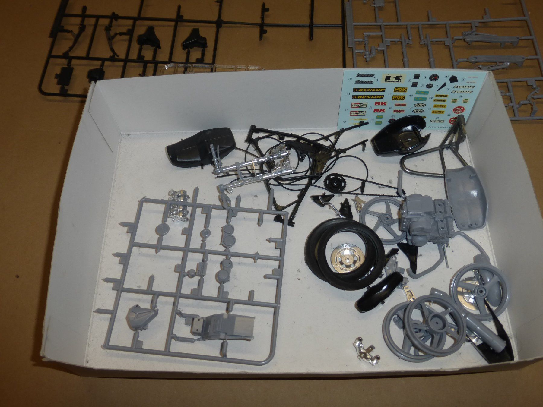 Kit di modellismo & Modellini statici: Kawasaki Zephyr 1:12 AOSHIMA – Usato da Gempen venduto da Smokie72 1