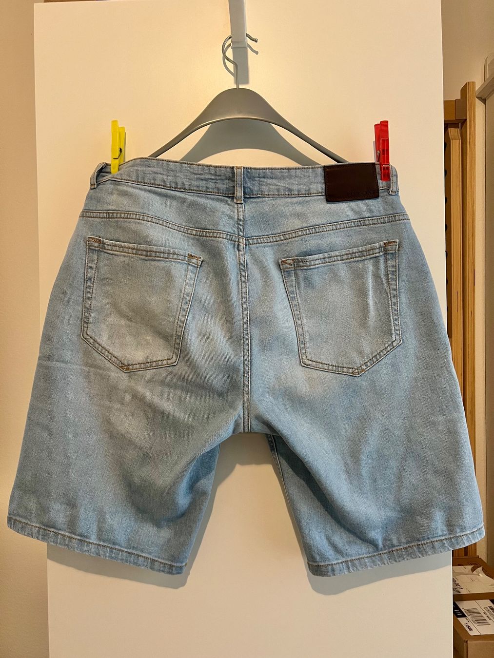 Lotti di vestiti: Short en jeans - L – Nuovo (secondo la descrizione) da Lausanne venduto da luciano_RIC1 2