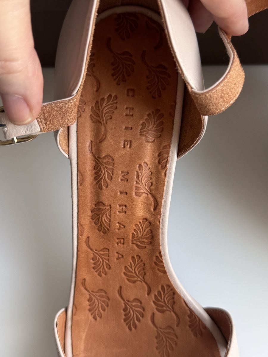 Chie Mihara Scarpe da donna: Chie Mihara Sandalen Gr 41  – Nuovo e nell'imballaggio originale da Zürich venduto da Nashu 1
