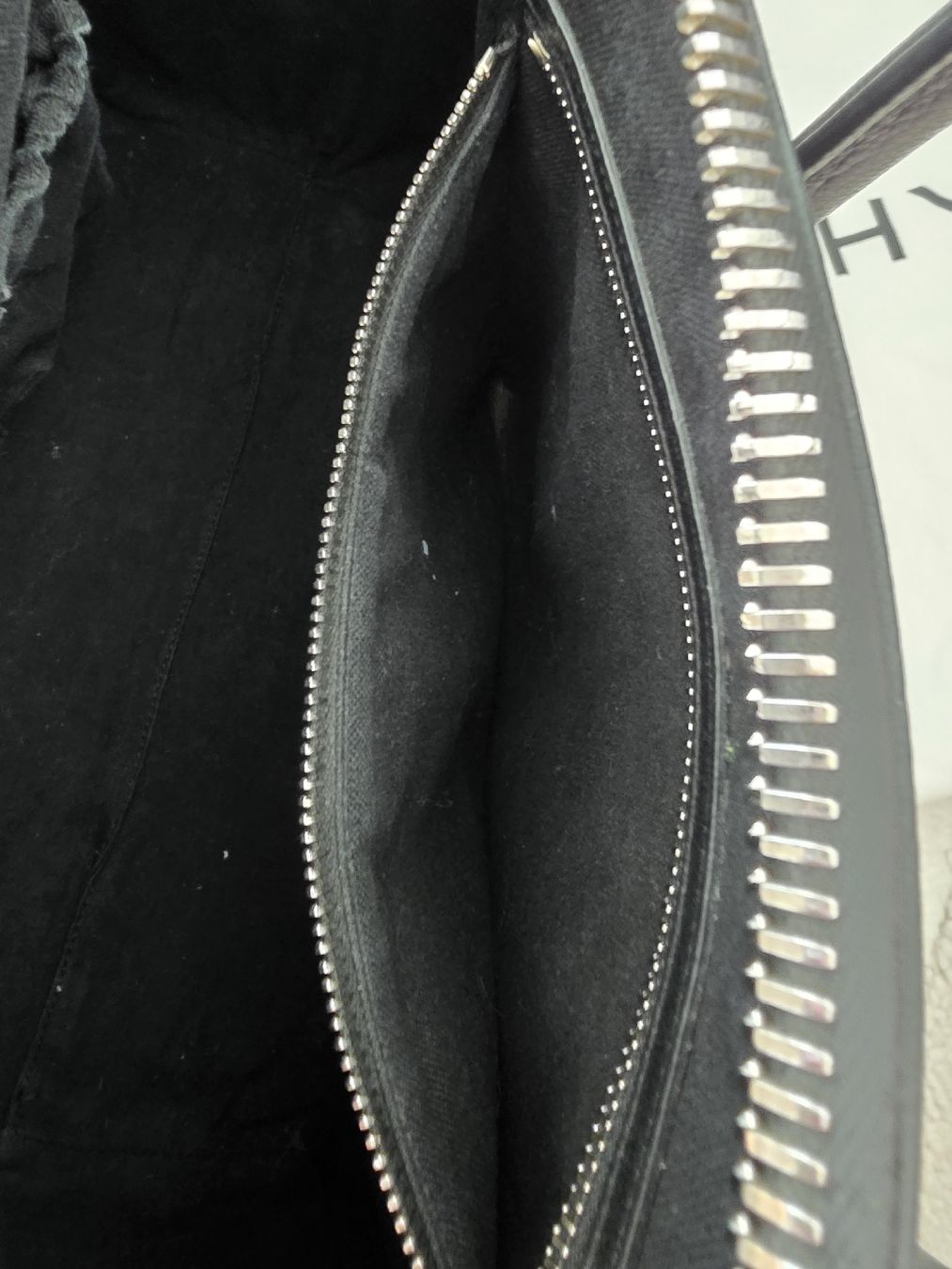 Givenchy Borse da donna: Sac à main Givenchy Noir cuir bon état – Usato da Nyon venduto da mar_f7ws 5