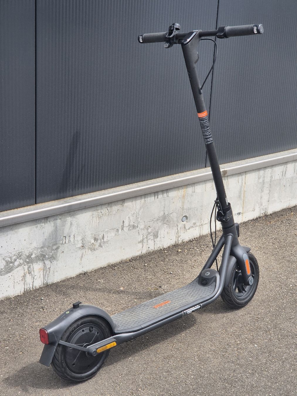 Segway Kickboard: Ninebot F2DN E-Scooter – Usato da Zuchwil venduto da Eheim_Mechanics 1