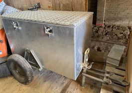 Remorque caisse à outils