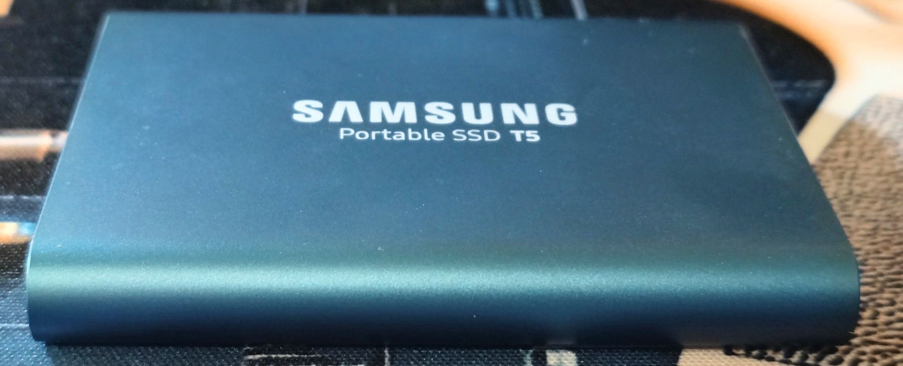 Samsung Harddisks: Samsung Portable SSD T5  – Defekt aus Ennetmoos von Faders 6