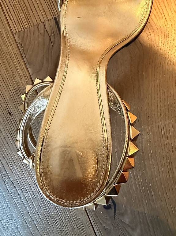 Scarpe da donna: Valentino Garavani Rockstud Sandaletten – Usato da Adligenswil venduto da TST04 3