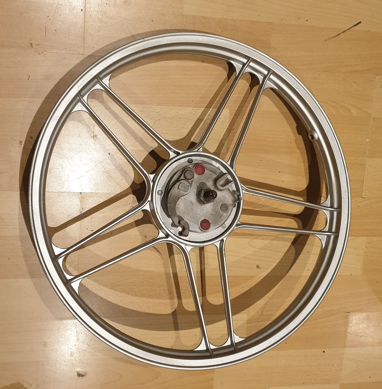 Puch Felgen: Puch Maxi S original Rad Felge 17 Zoll  – Gebraucht aus Einsiedeln von MGXX