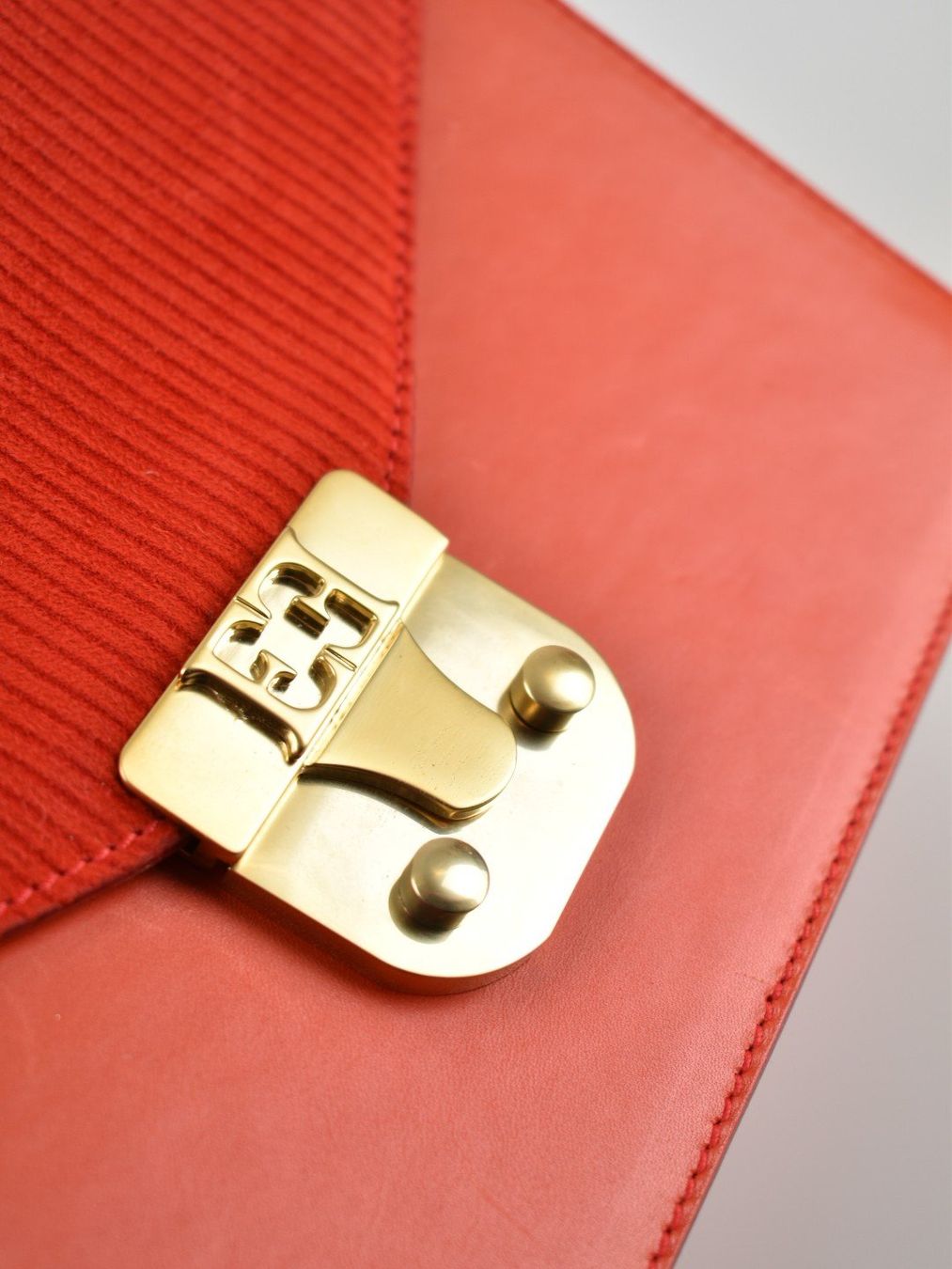 Escada Borse da donna: Escada Tasche, Leder/Cord – Usato da Nürensdorf venduto da 2ND_STORY 6