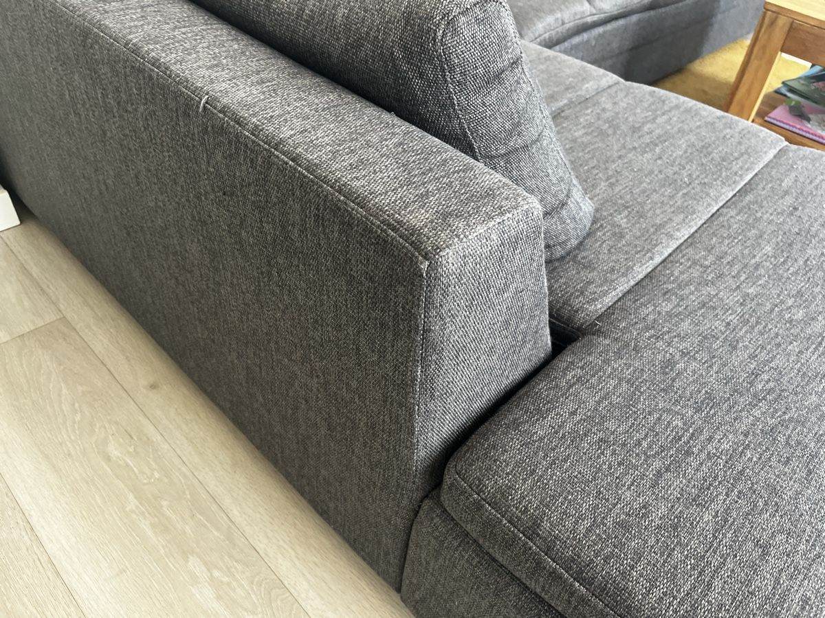Divani: Ecksofa Stoff dunkelgrau mit Récamiere gebraucht – Usato da Holziken venduto da SAS82 3