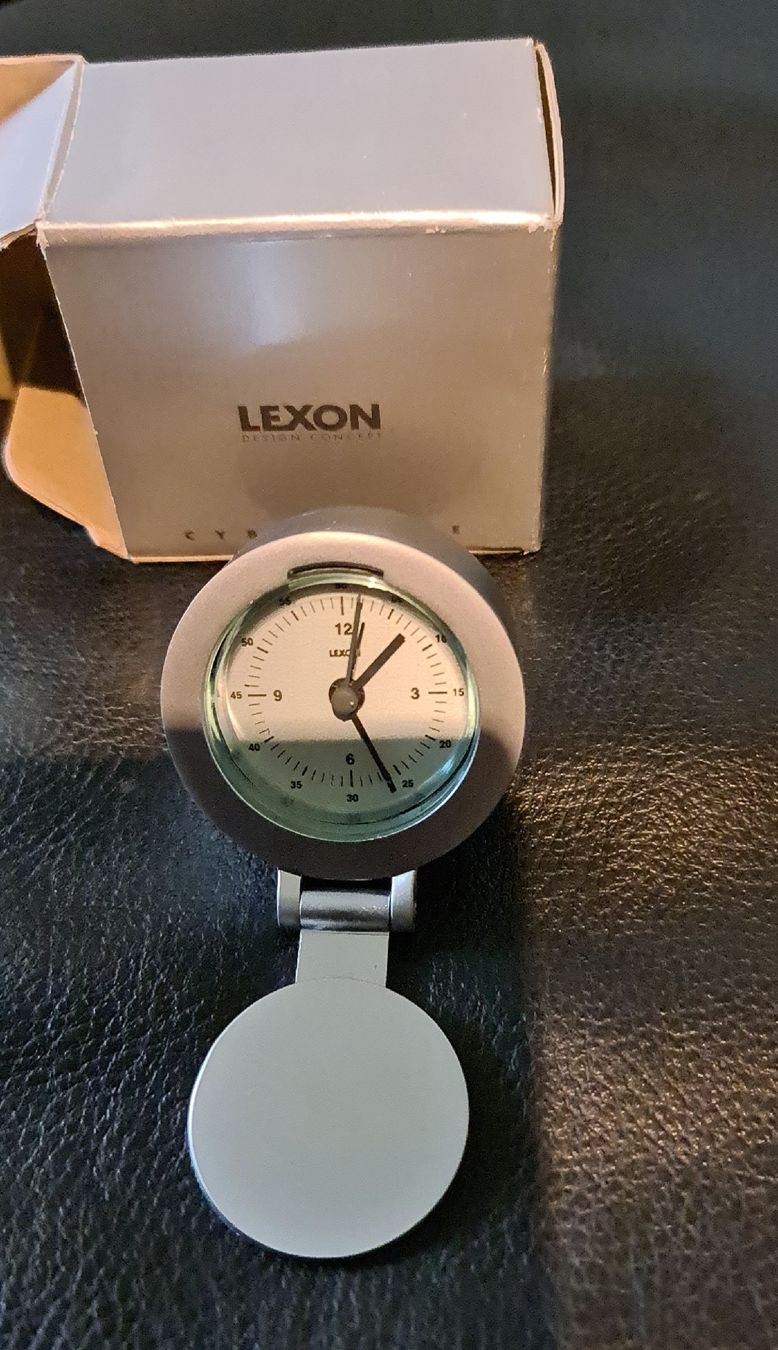 Lexon Sveglie: Lexon Cyber Line Design Konzept Analoger Wecker Silber – Nuovo e nell'imballaggio originale da Zürich venduto da prontoxxx 1