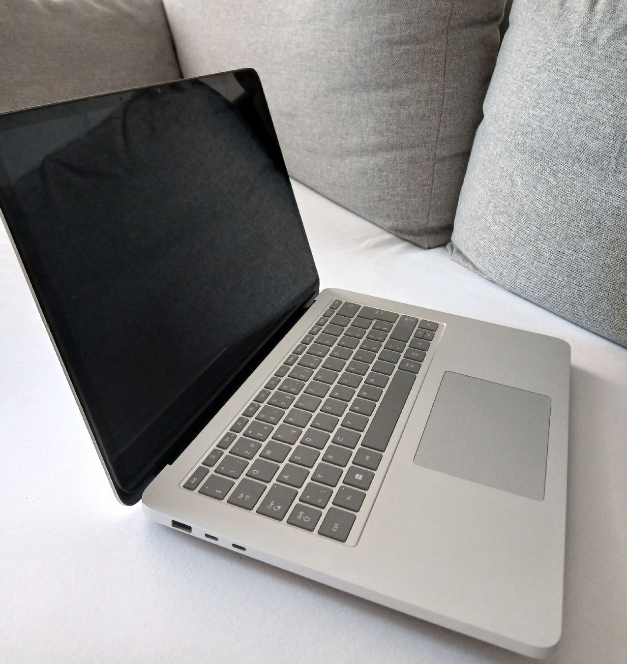 Microsoft Notebooks: Microsoft Surface Laptop – Gebraucht aus Münchenstein von Ale_17 2