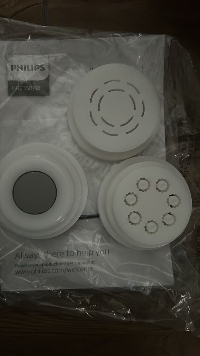 Philips Elettrodomestici da cucina: Pasta Maker Machine à Pâtes Philips- Avec Accessoires – Nuovo (secondo la descrizione) da Clarens venduto da Scrat_84 1
