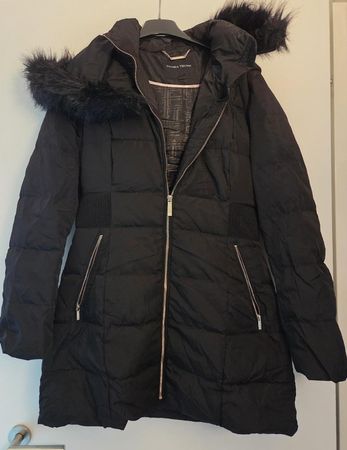 Winter Daunenmantel Ivanka Trump, Grösse M, Schwarz!