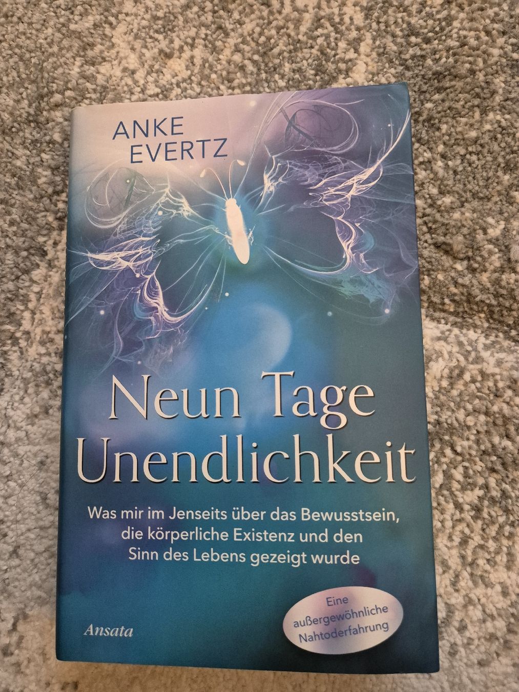 Libri: Neun Tage Unendlichkeit – Nuovo (secondo la descrizione) da Greifensee venduto da Angela120