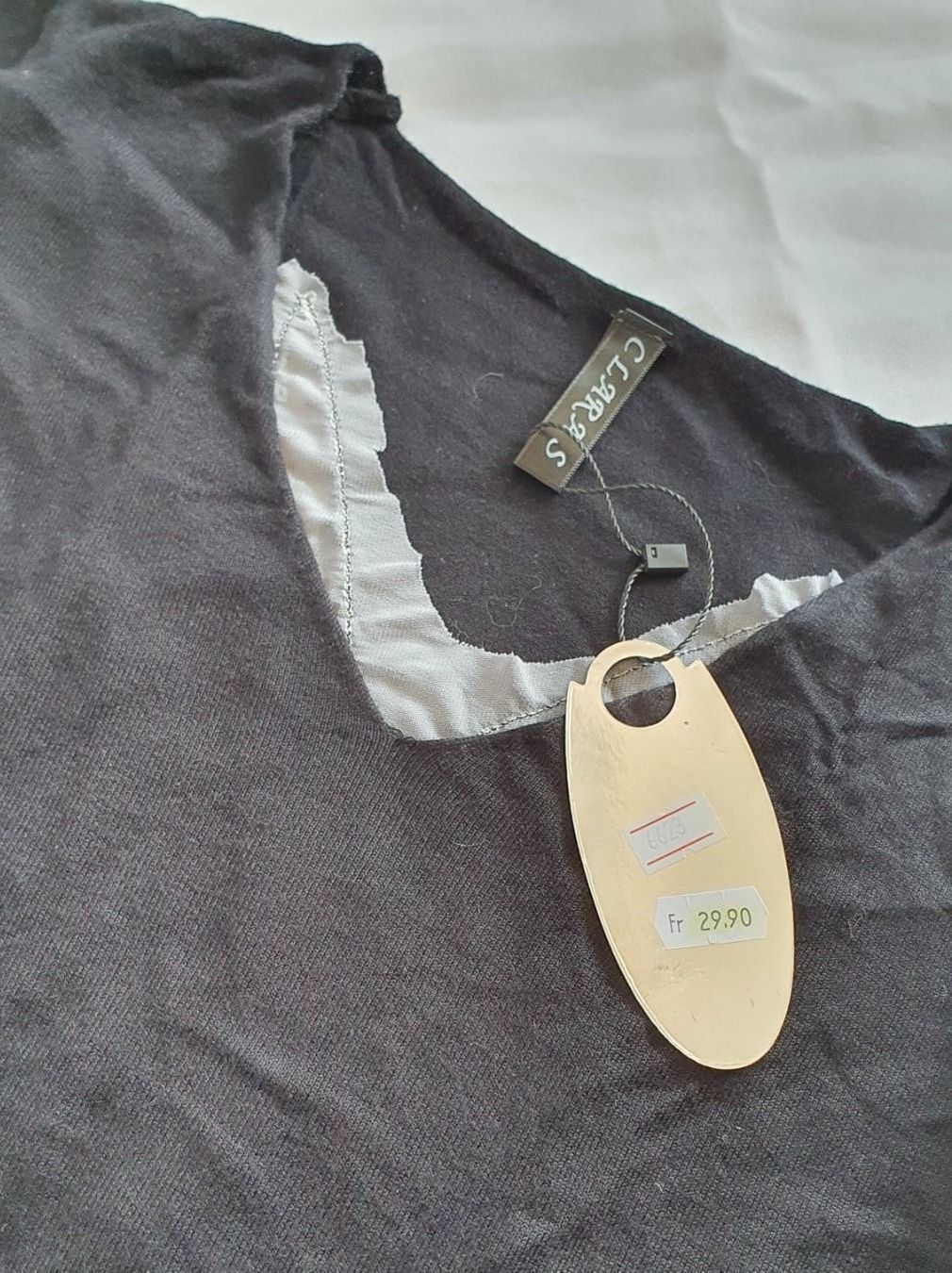 Kleiderpakete: 2 schöne Shirts in M – Gebraucht aus Niederbuchsiten von klengyel 3