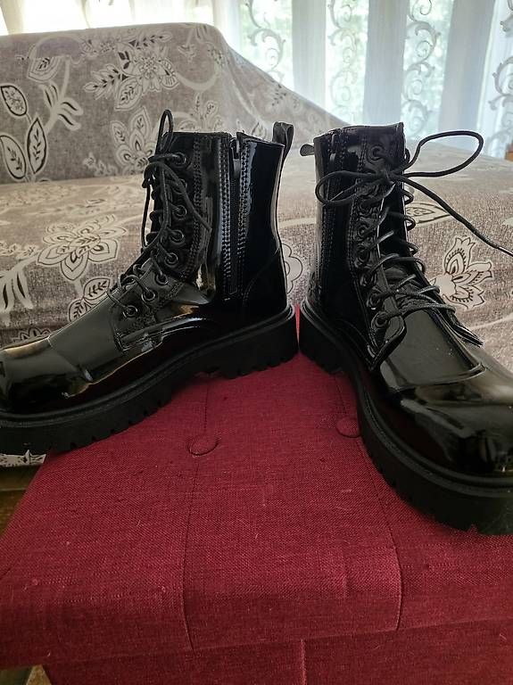 Herrenschuhe: Anfibi unisex – Gebraucht aus Agno von Scambio-Vendo-Agno 3
