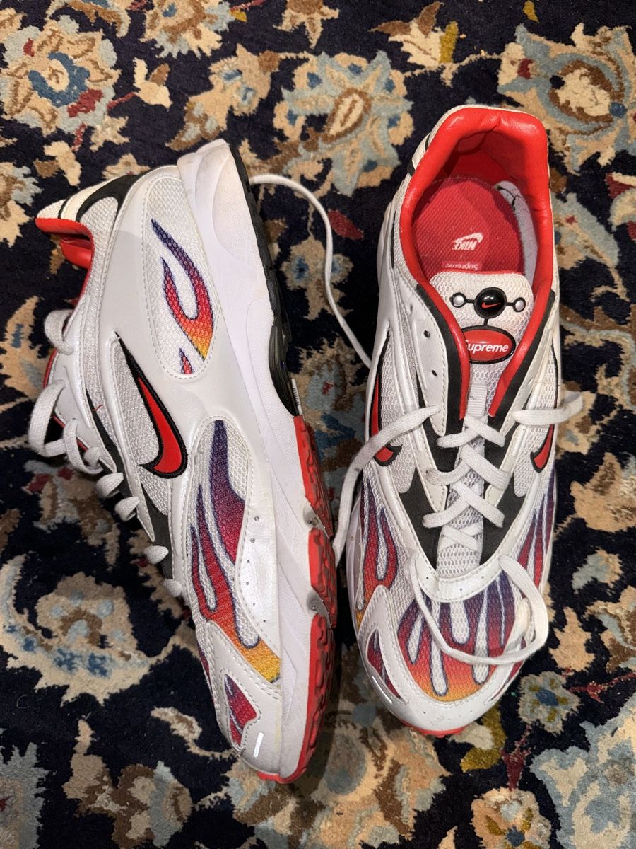 Scarpe da uomo: Supreme Nike zoom streak spectrum plus flame fire logo – Usato da Kreuzlingen venduto da kan_9w8k