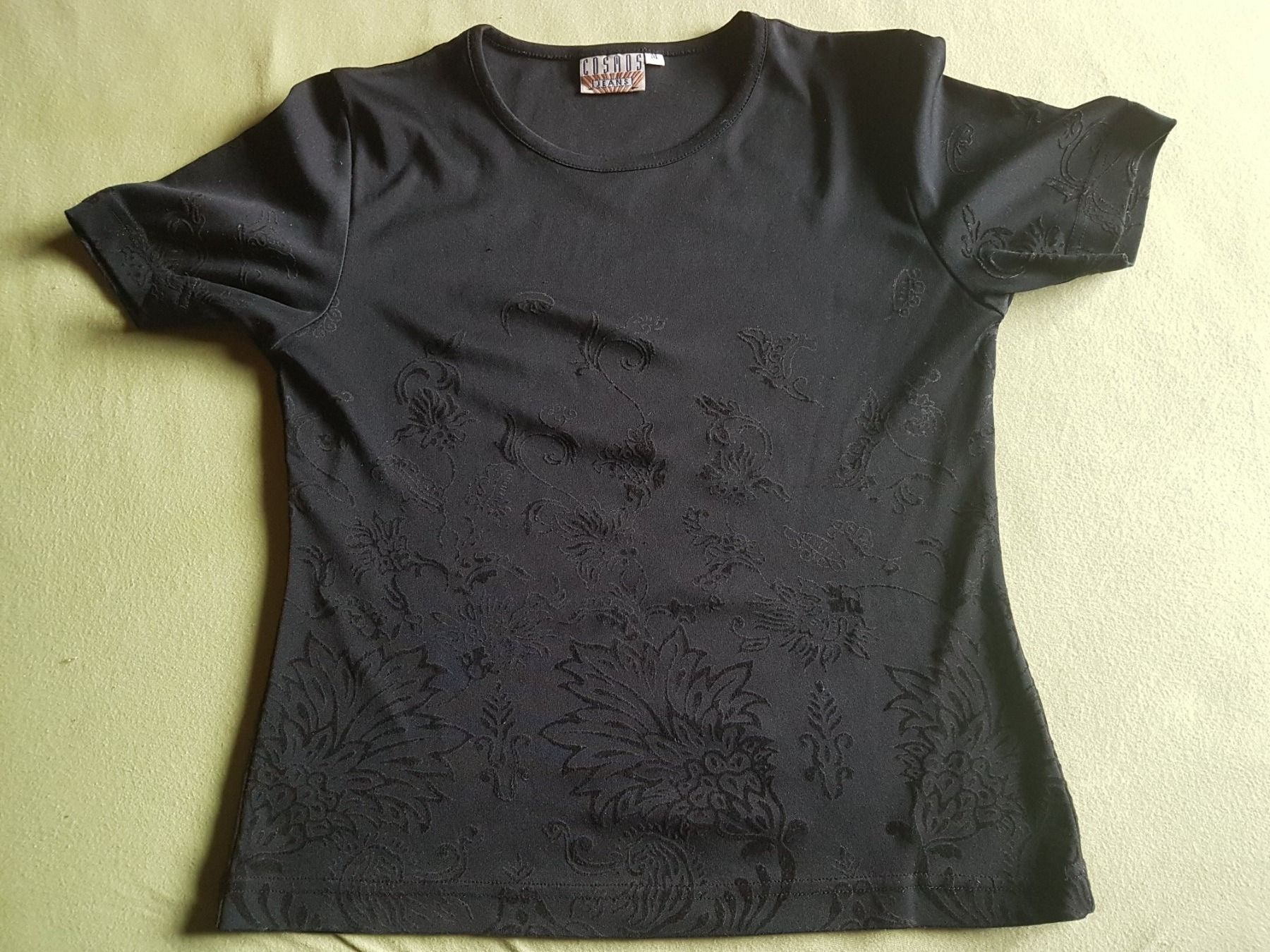 T-shirt: T-shirt taille M marque Cosmos Jeans – Usato da Villiers venduto da san_jn5w 2